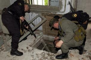 Схрон с оружием обнаружили силовики в доме жителя Махачкалы